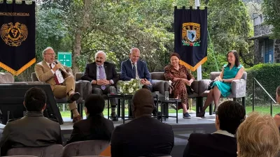 members of the Independent Advisory Committee present at a meeting in Mexico.